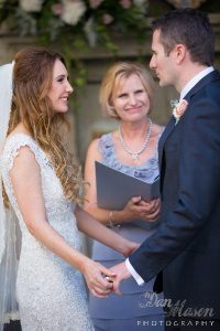 Auckland Celebrant Desiree Mason performing a wedding ceremony